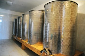 Croazia Privát Nedešćina, Esterno